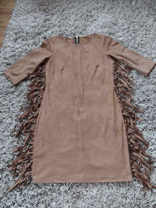 Piękna sukienka Boho z frędzlami r.L Idealna na wesele i nie tylko