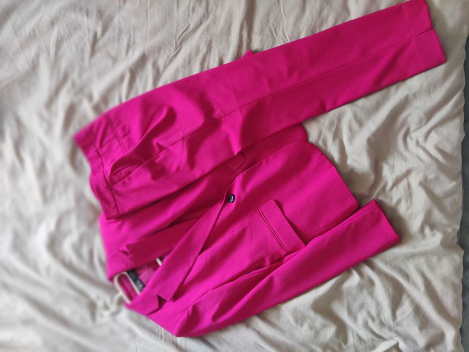 Брючний костюм фуксія