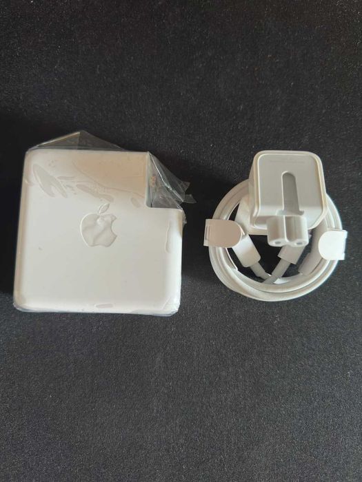 Apple 96W USB-C Power Adapter New