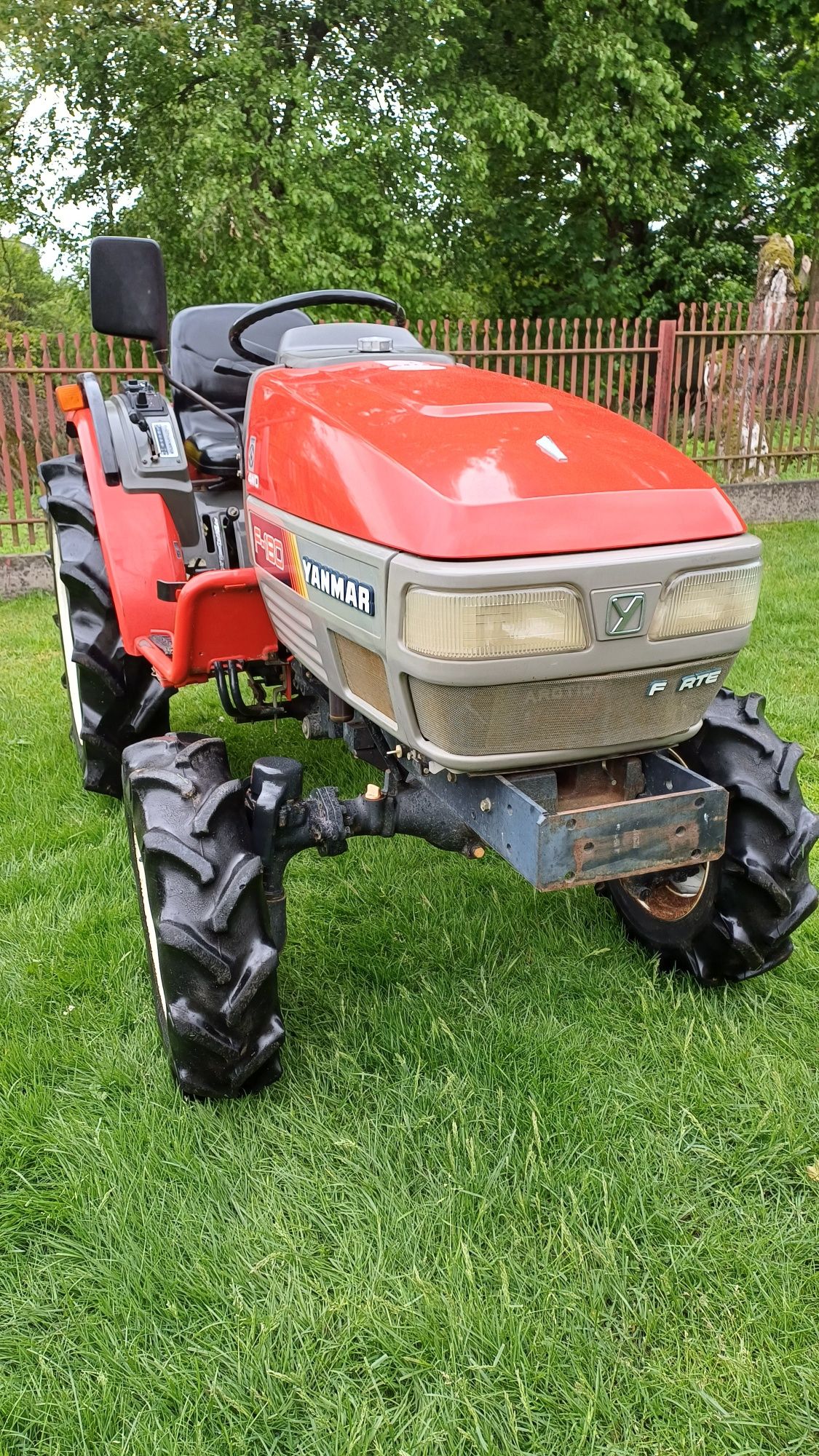 Yanmar F180 + glebogryzarka