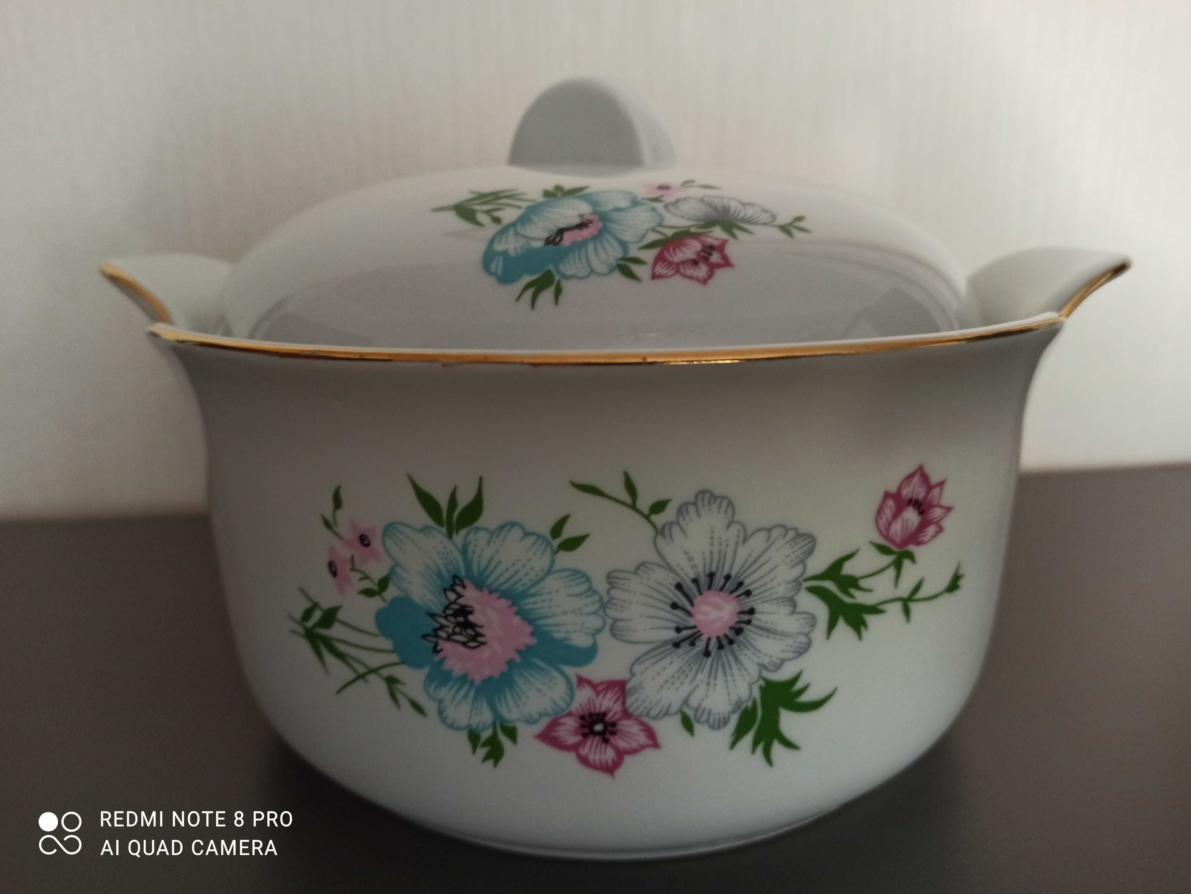Waza, porcelana Wawel, Nowa
