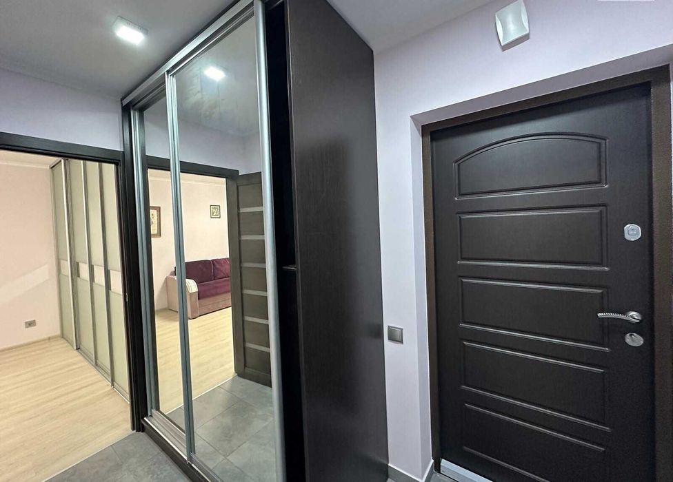 Неймовірно простора 2к кваритира у затишному районі Озерна