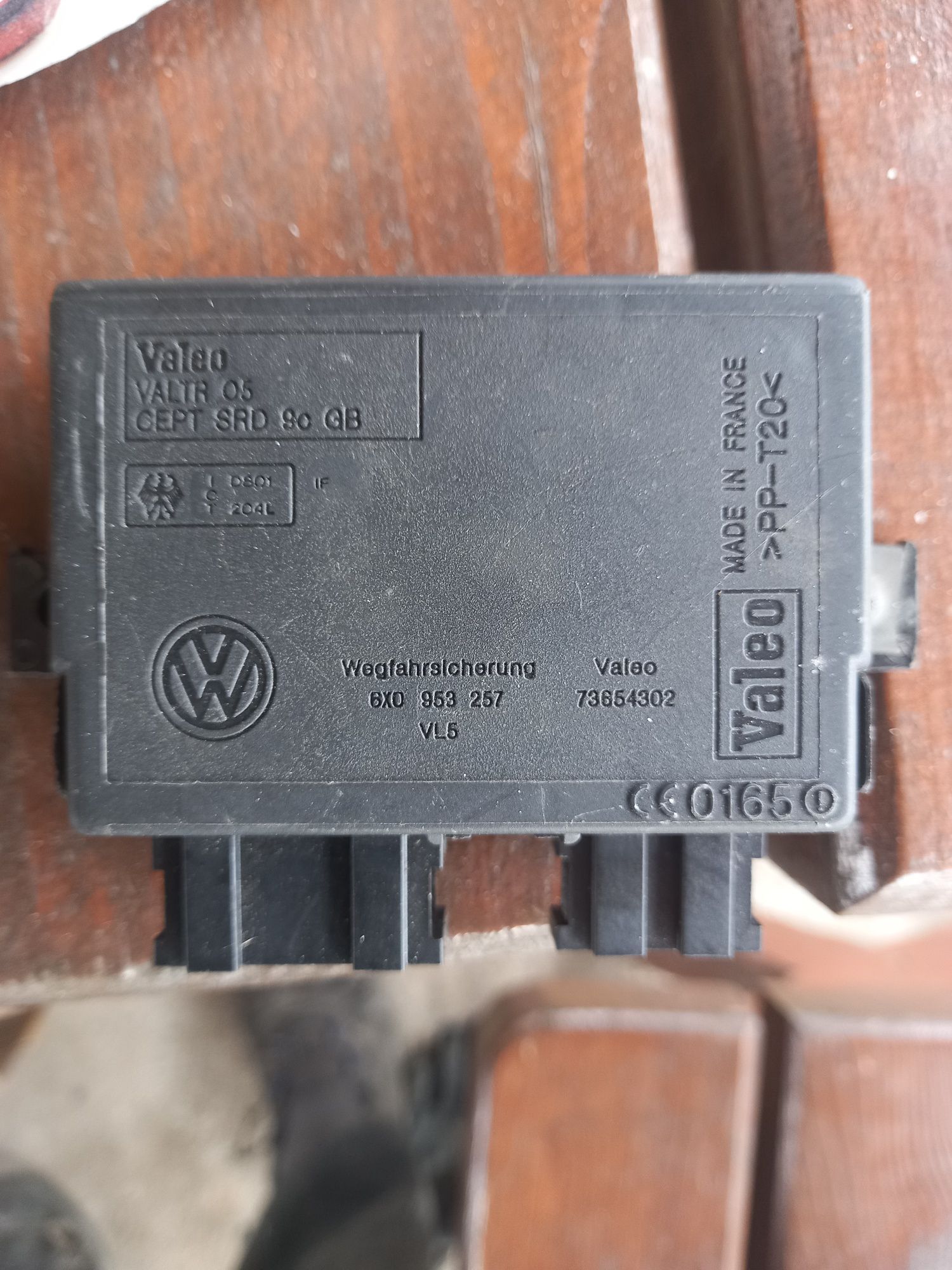 Vw t4 2.5 tdi stacyjka z kluczykiem scyzoryk immobiliser 2 klamki