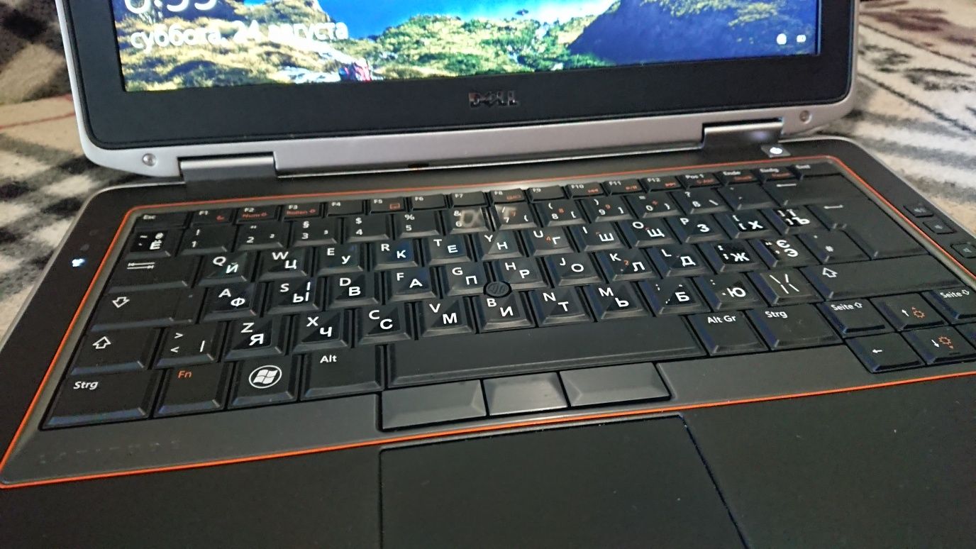 Ноутбук Dell Core i5 SSD240