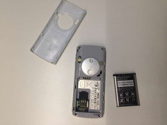 Sony Ericsson K608i