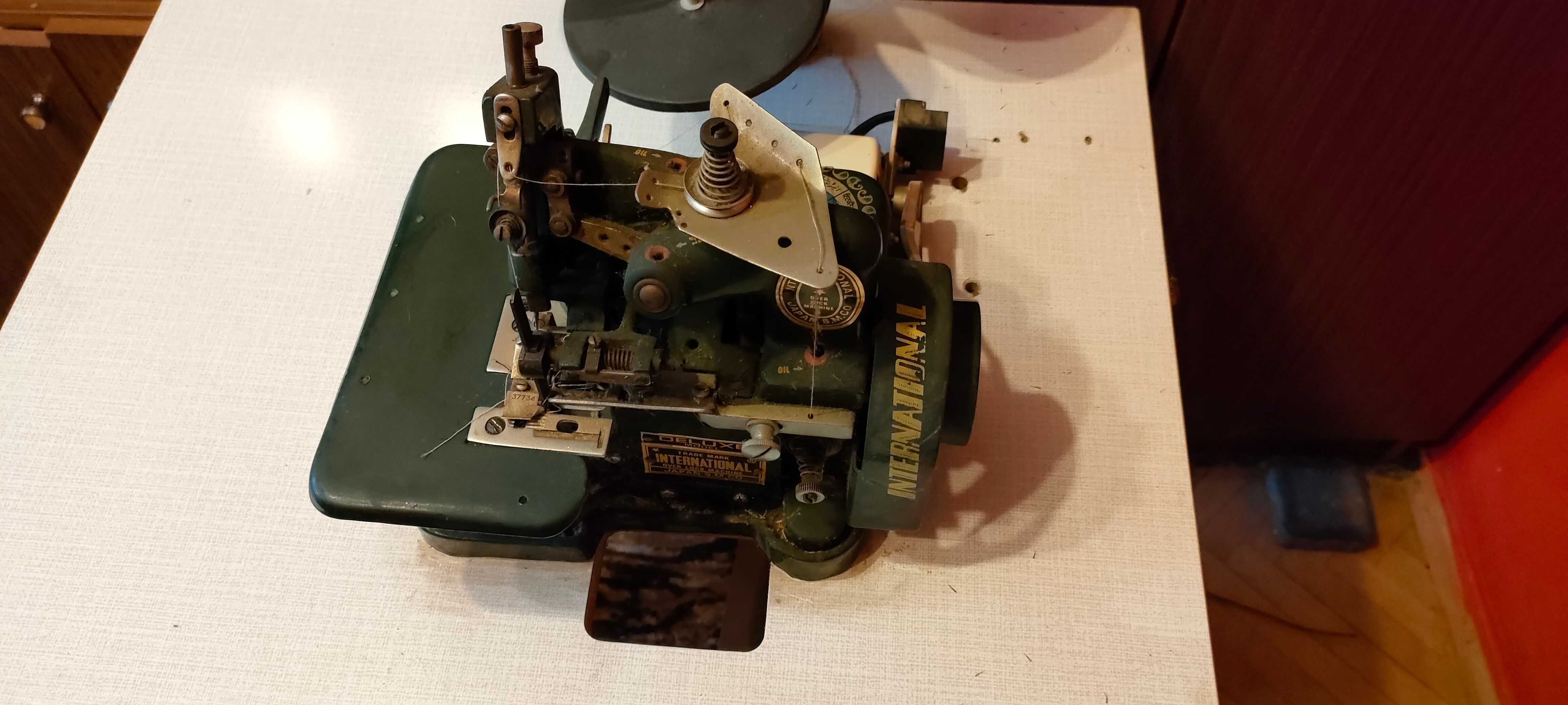 Sprzedam overlock - używany, z metalowym stołem