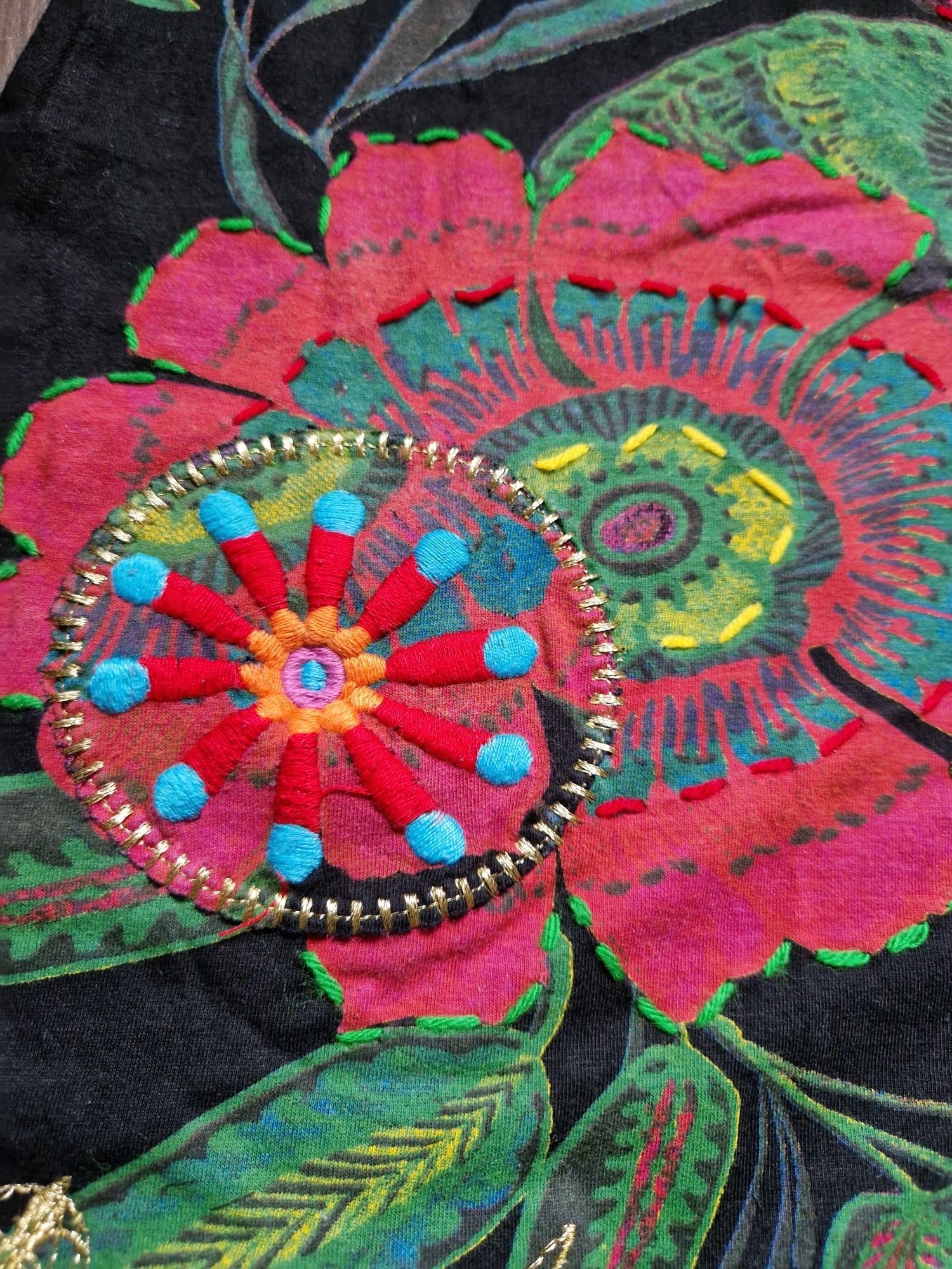 Piękna tunika Desigual w kwiaty