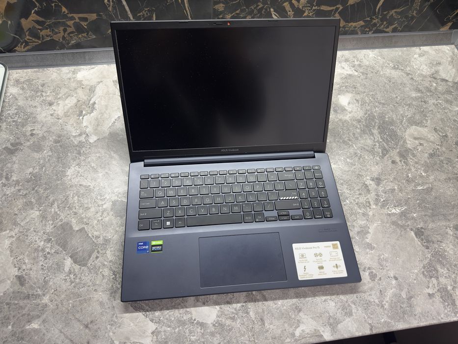 Ноутбук ASUS Vivobook Pro 15