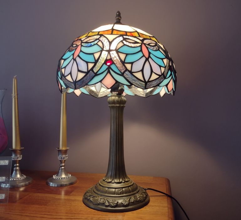 Duża lampa stołowa, witrażowa w stylu Tiffany