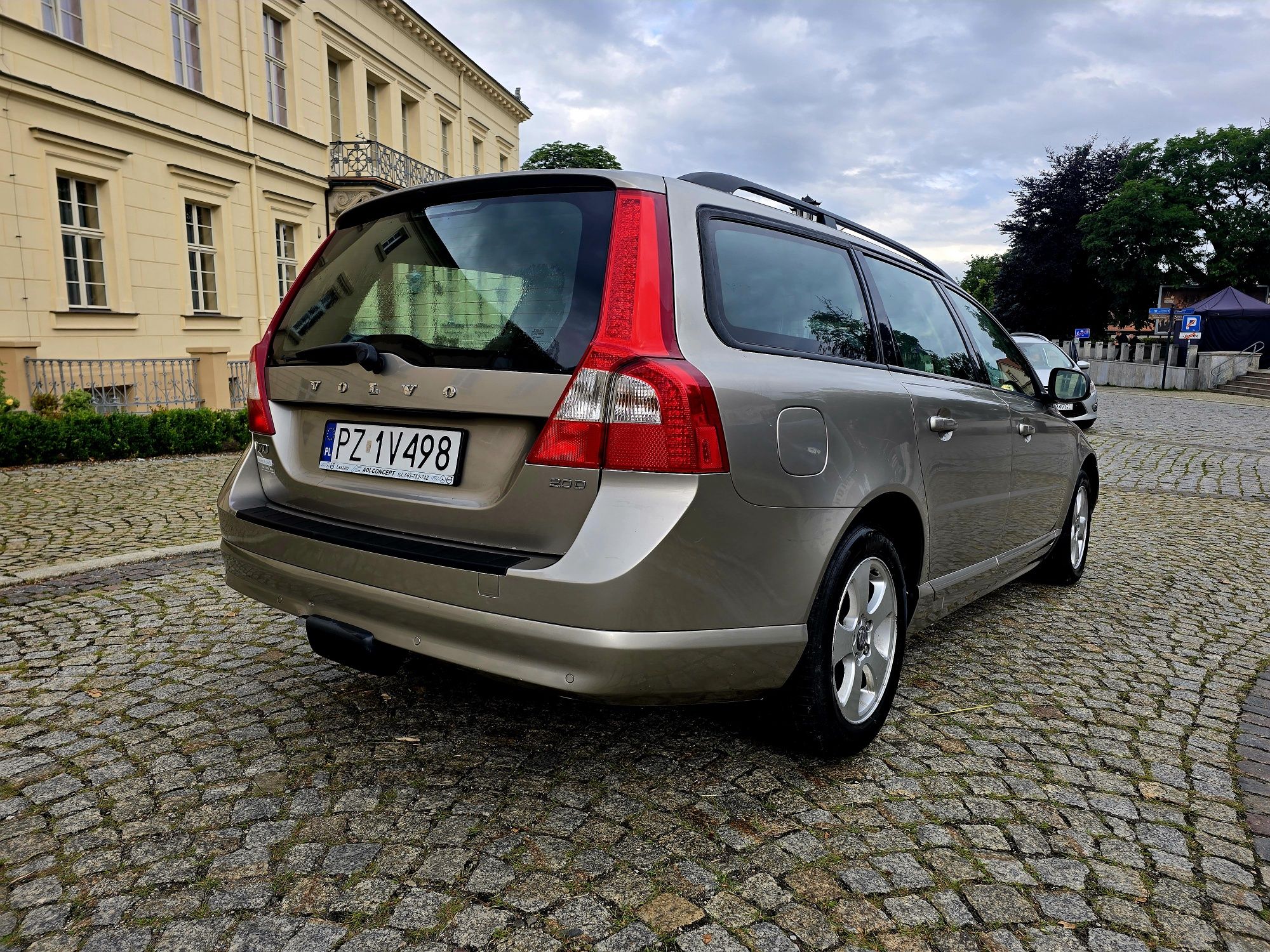 Zamiana Volvo V70 SkoryKlimatronicEl.KlapaNaviParktronicAlufelgi!