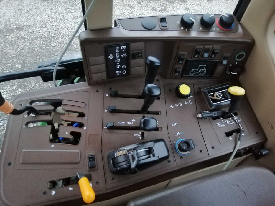 John Deere 6910 1998 рік