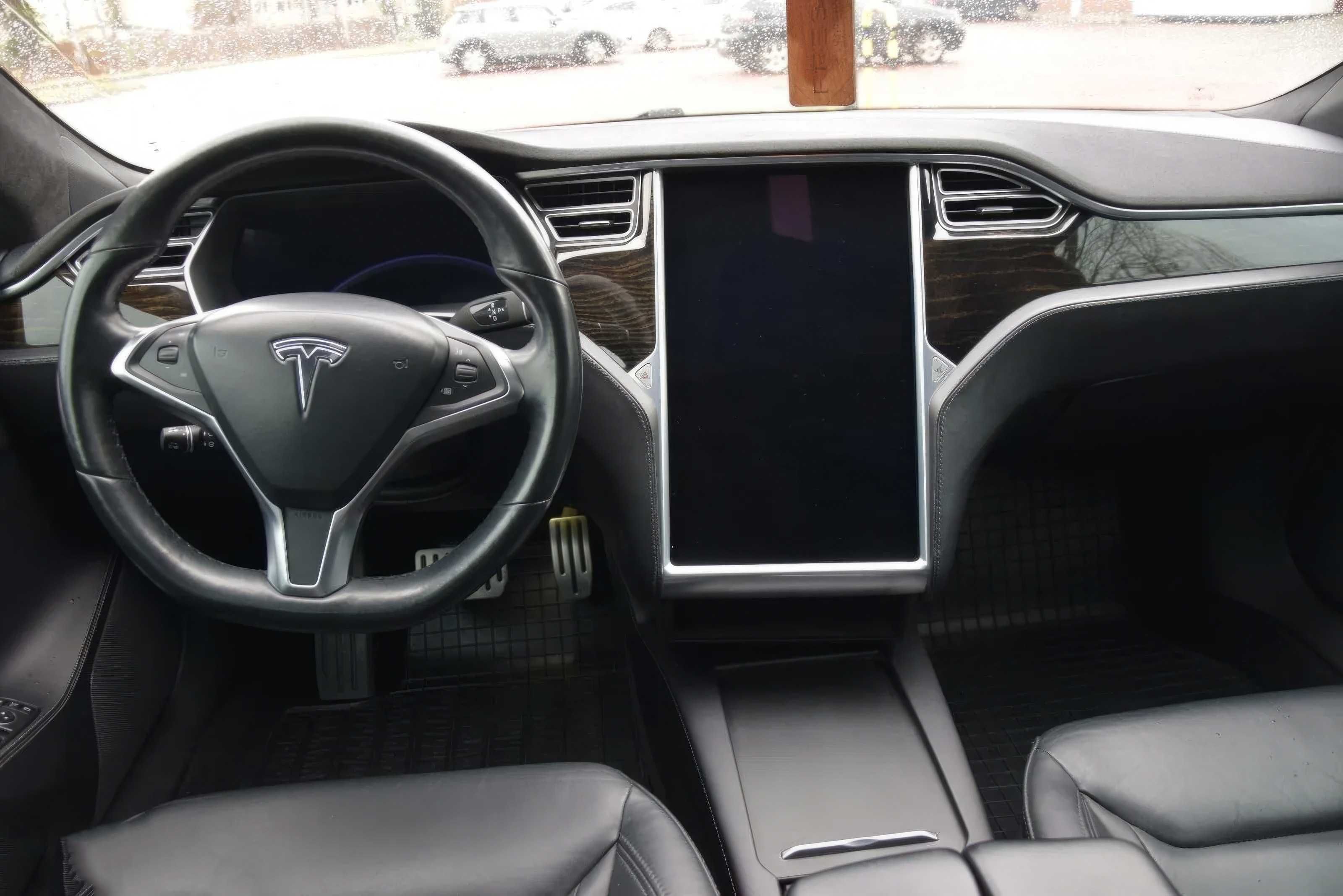 2016 Tesla Model S Long Range Plus