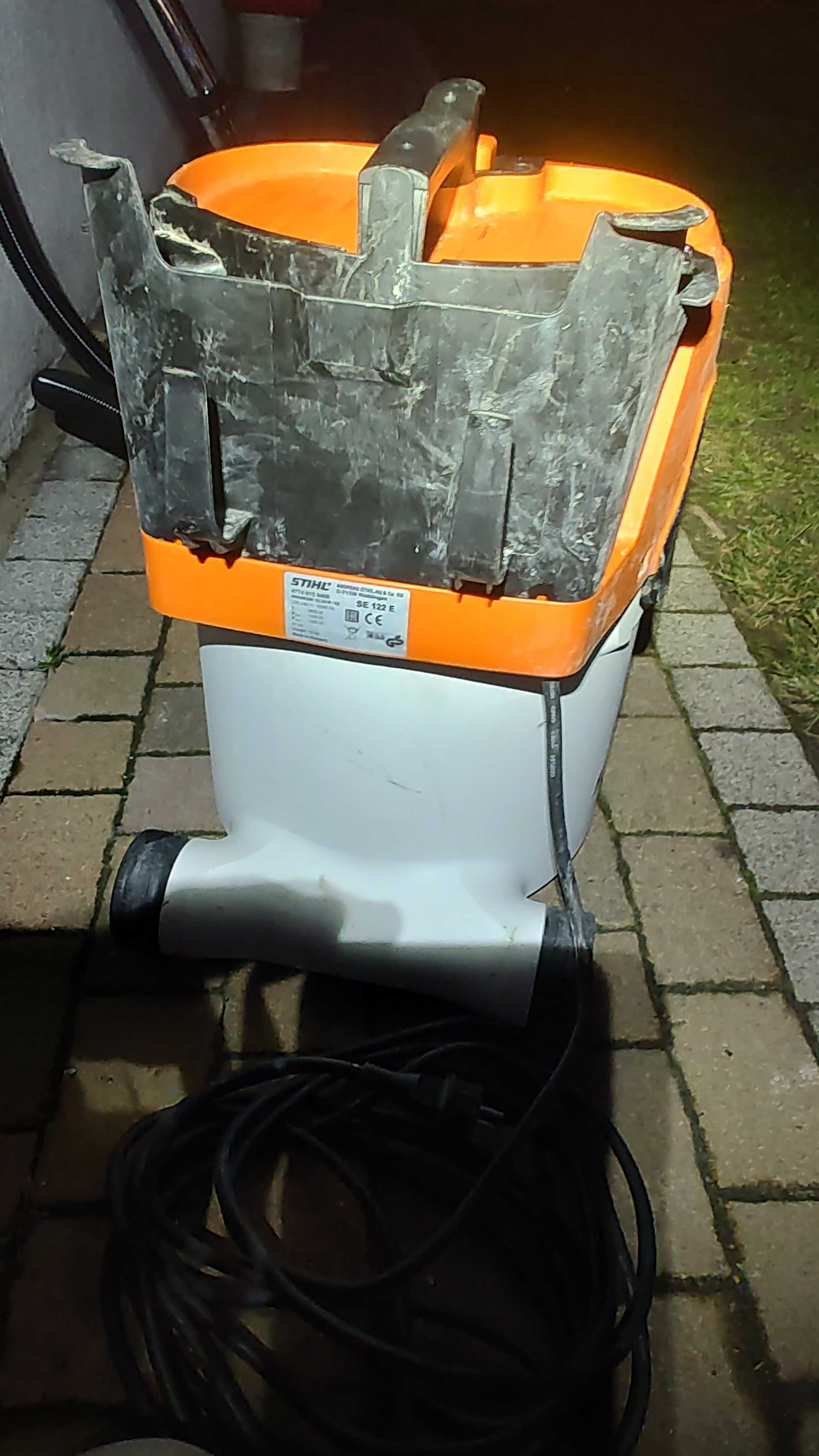 Stihl 3500wat  odkurzacz dywanów se  122 e automat