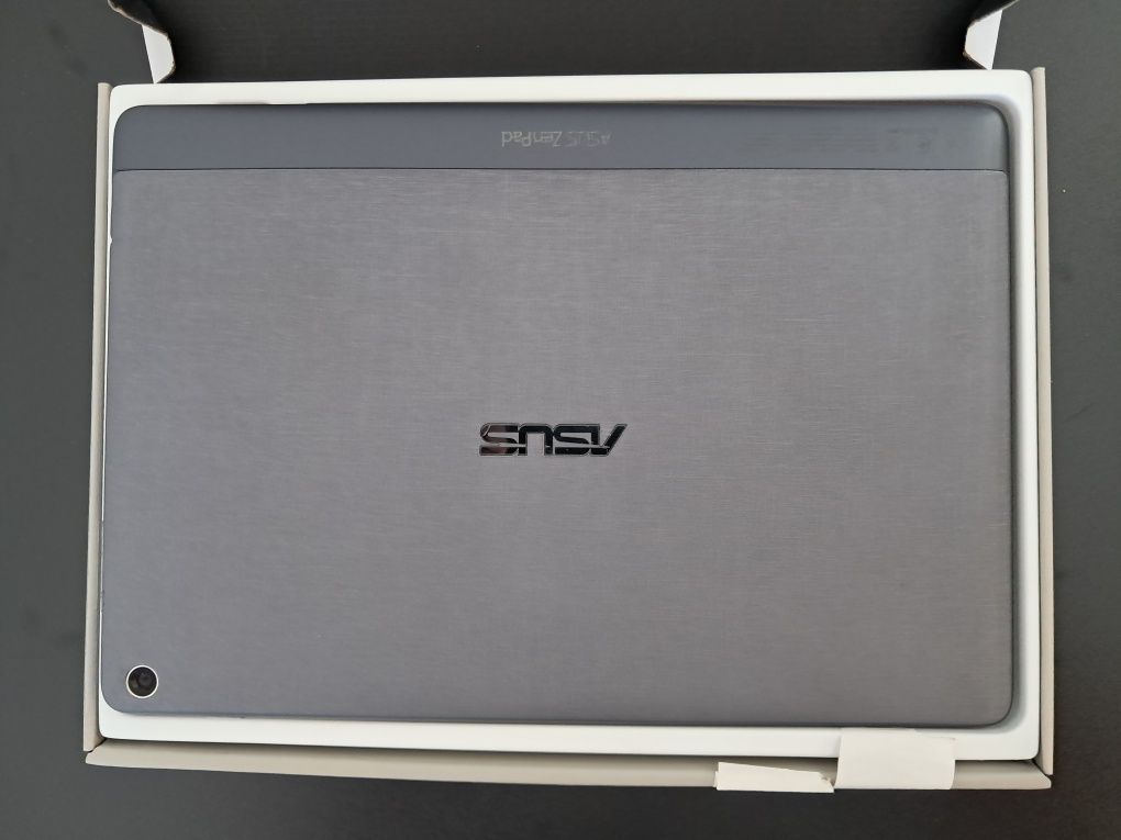 asus zenpad 10 em cinza