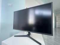 Monitor Samsung 4k 32” UJ59 (U32J590UQU) w świetnym stanie
