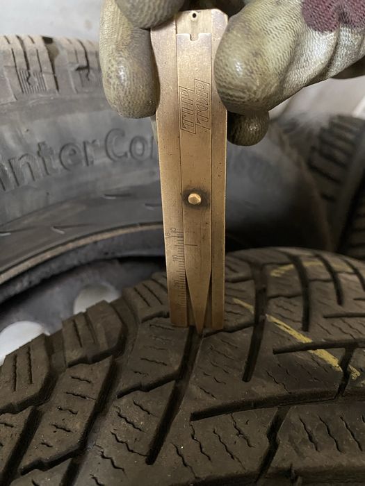 Зимова б/у резина 195/65 R15 разом з дисками