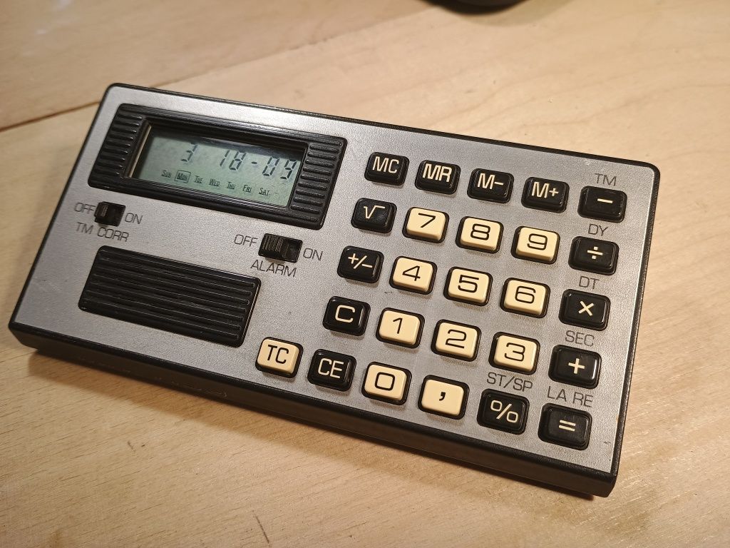 Kalkulator RFT MR 4130, stan bdb