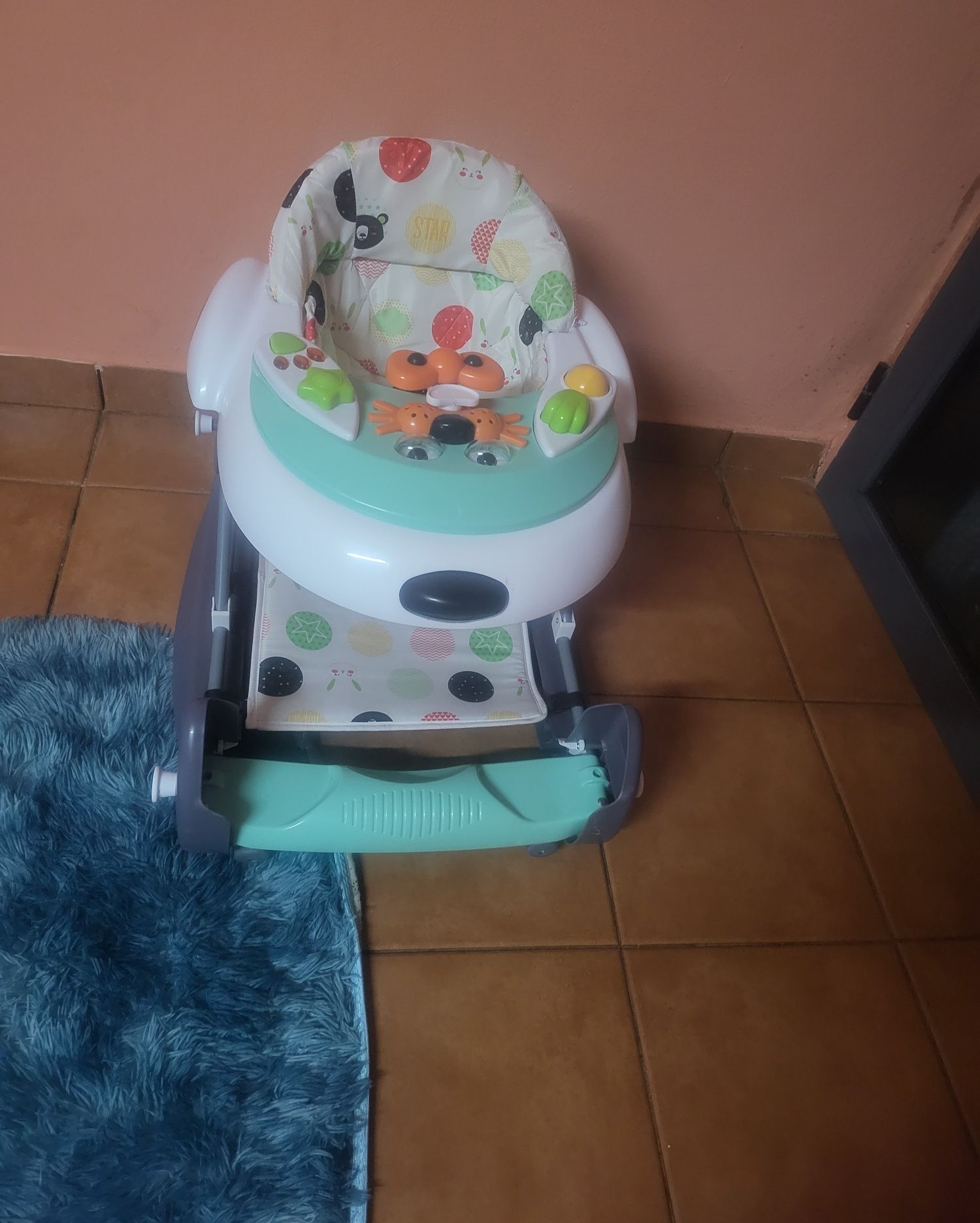 Vende-se andador aranha 3 em 1