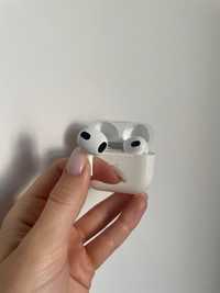 AirPods 3 gen używane