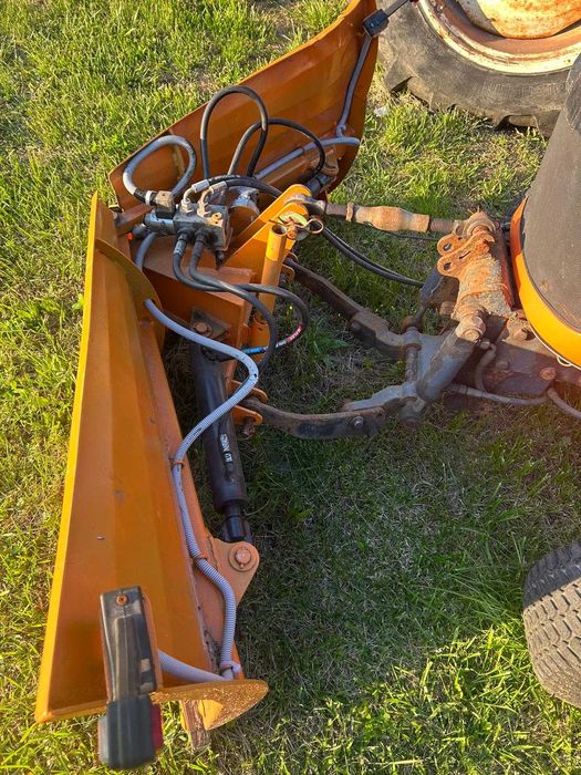 kubota pług strzałka odśnieżanie akcja zima