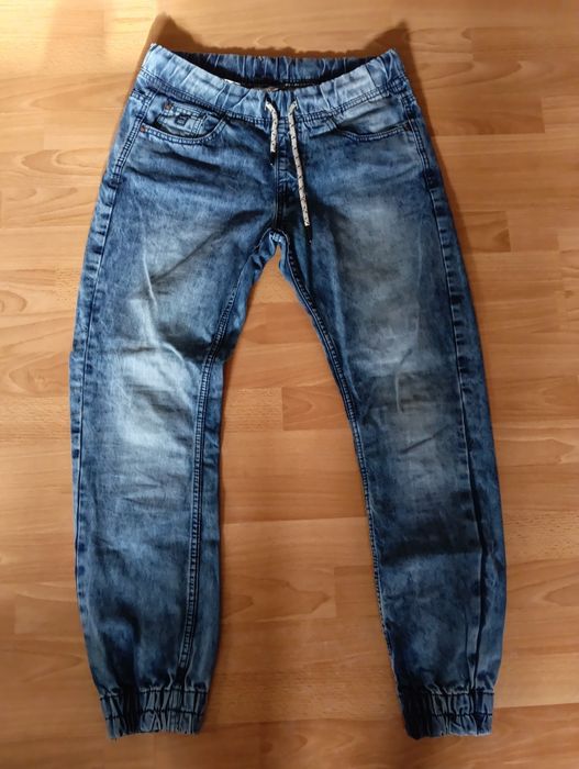 Joggery Męskie Cropp rozmiar 30/32