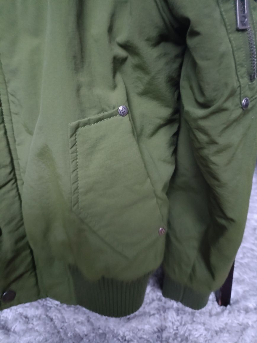 Kurtka zimowa bomberka