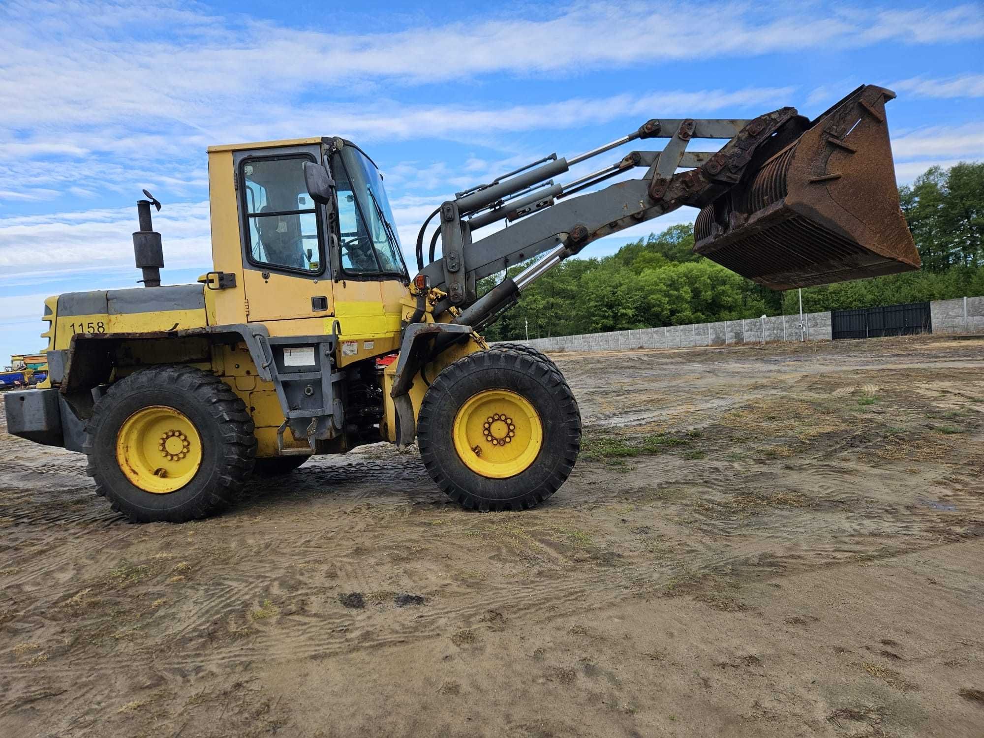 Ładowarka kołowa czołowa Komatsu m. WA180-3L [Wyprzedaż sprzętu firmy]