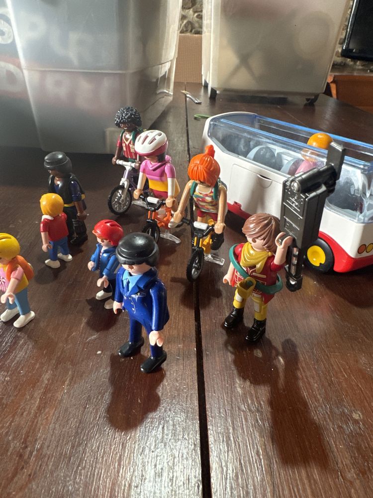 Varias pecas playmobil