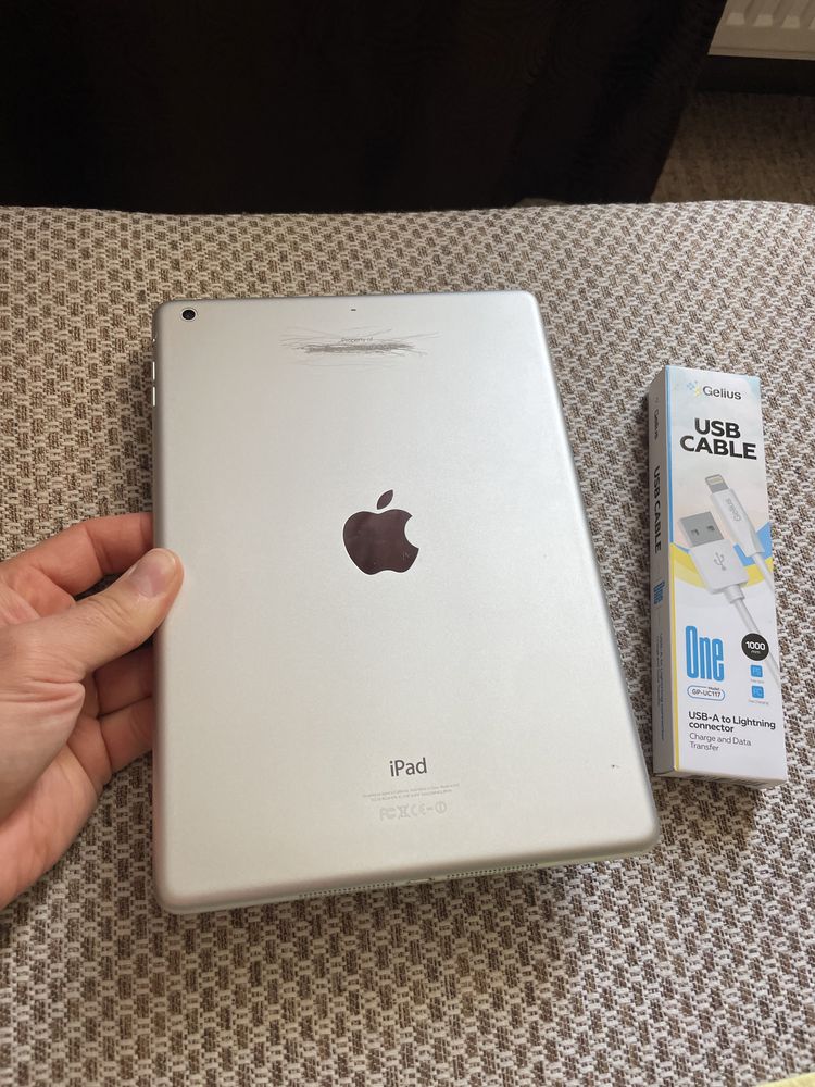 Apple iPad Air память 16Gb