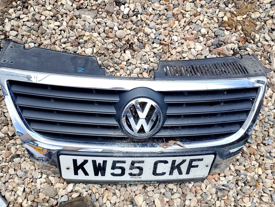 Grill atrapa zderzaka passat b6 pdc