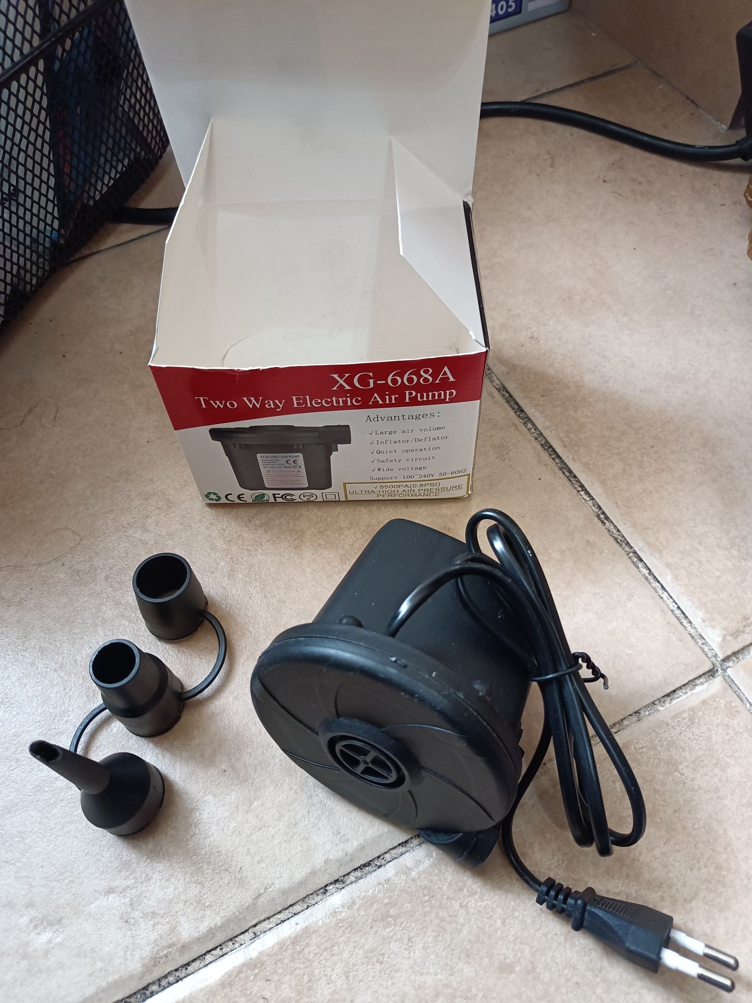 Bomba de ar elétrica bidirecional 220v 0.8PSI com 3 cabeças - novo