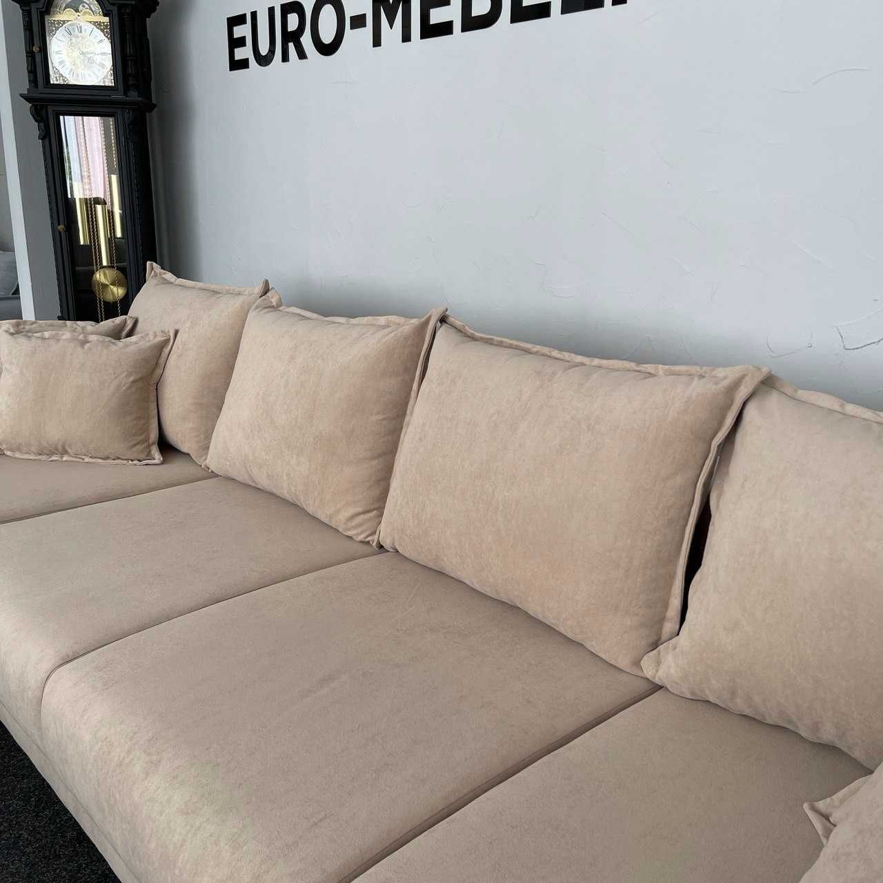 Новий розкладний диван для сну в тканині