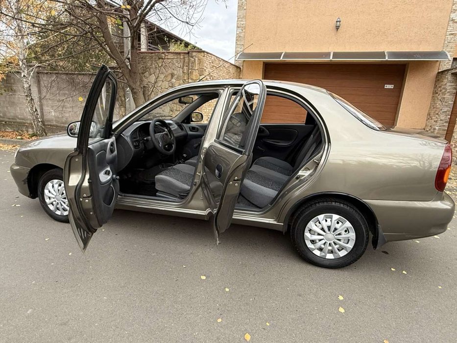 Продам Део Ланос в хоршем состоянии!