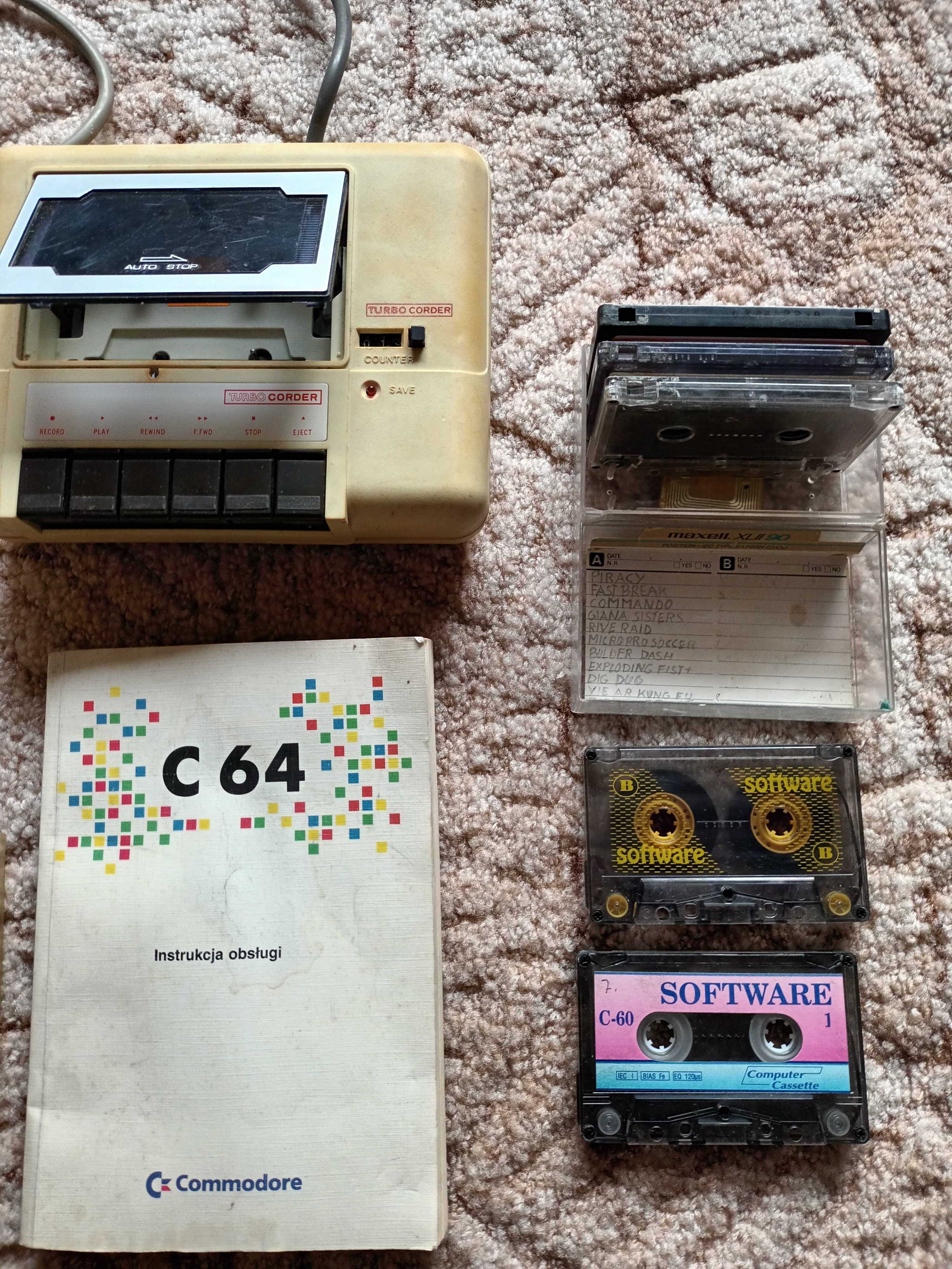 Komputer Commodore C64 wraz z zestawem - UNIKAT
