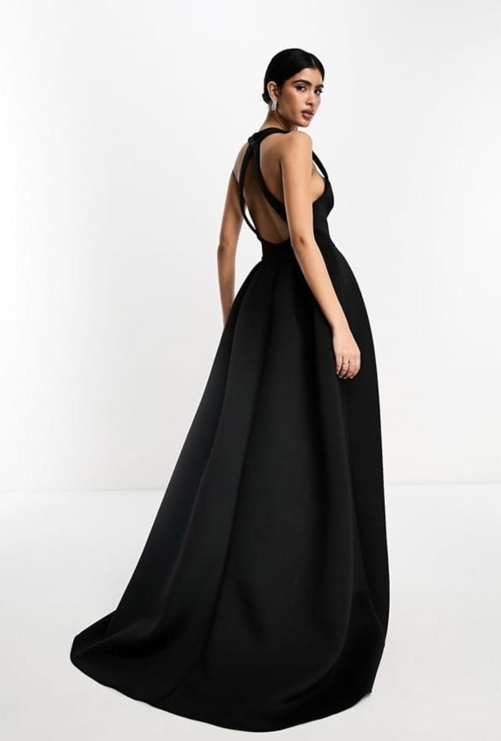 Czarna piankowa sukienka asymetryczna bal elegancka oldmoneystyle