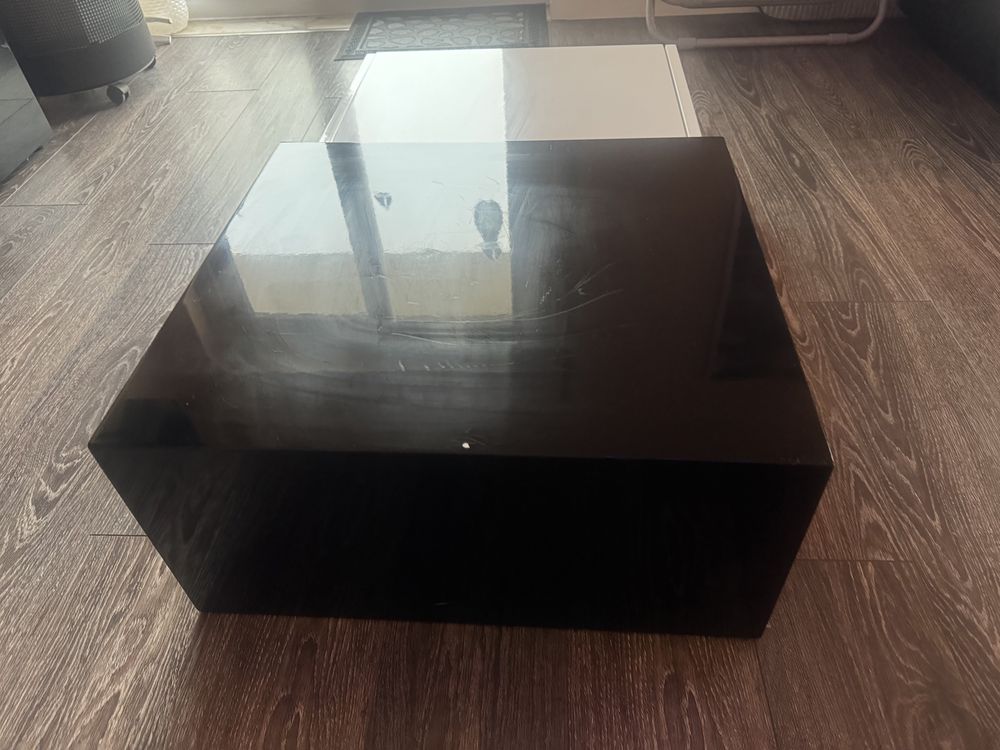 mesa de centro para sala com gaveta - cor preto e branco brilhante