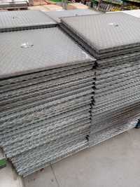 Tampas saneamento galvanizadas com aro 60x60