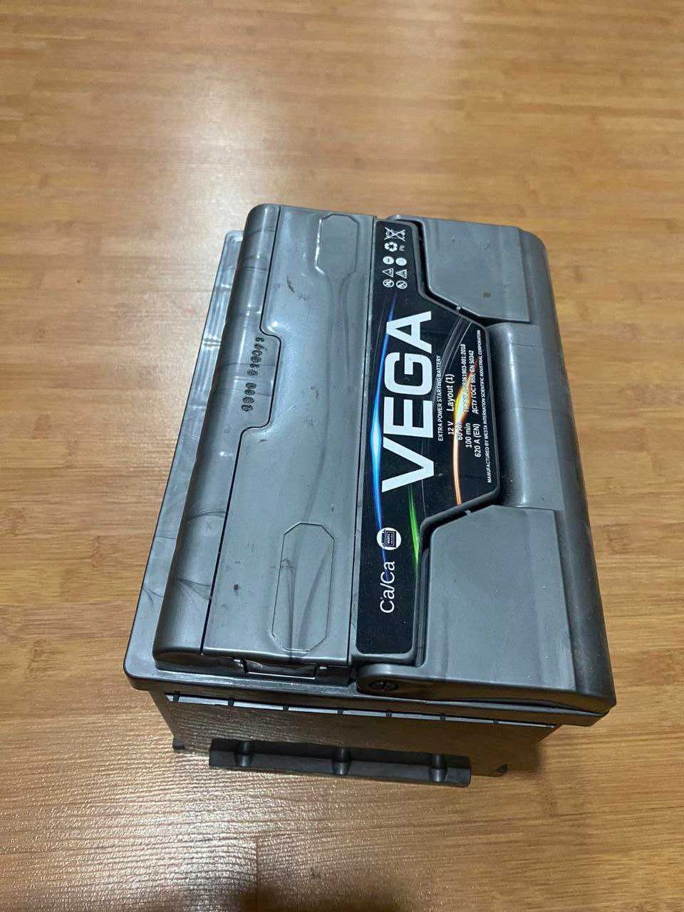 Автомобільний акумулятор Vega Premium 60 А·год 620 A