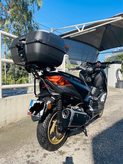 Yamaha X-Max 300 Tech Max 2022