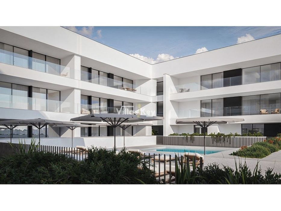 Apartamento com 1 quarto, estacionamento, e varanda ampla, próximo ...
