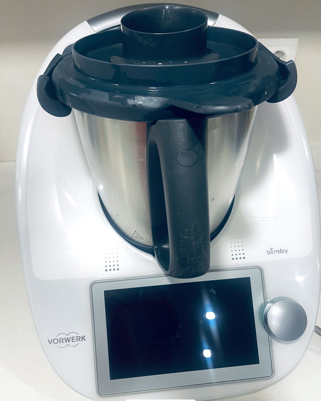Vendo Bimby TM6 em ótimo estado motivo ter a nova tm7