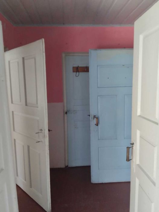 будинок у центрі с.Гніздичне Тернопільського району