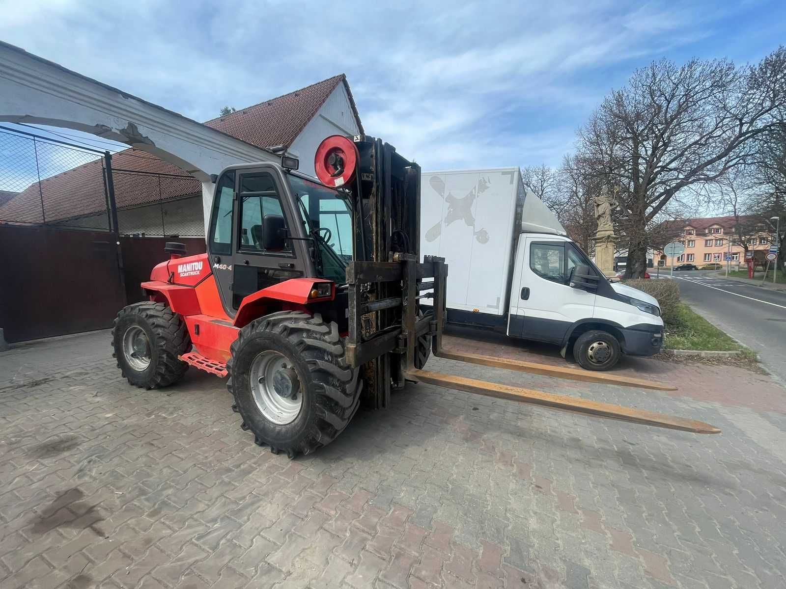 Повнопривідний Навантажувач Manitou M40 4x4 2007року 4т