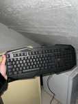 Teclado gaming novo