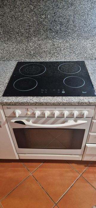 Forno Teka a funcionar perfeitamente