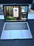 Apple Macbook Pro 2018 i5/8GB/256GB SSD/Touch bar / komplet/Space gray