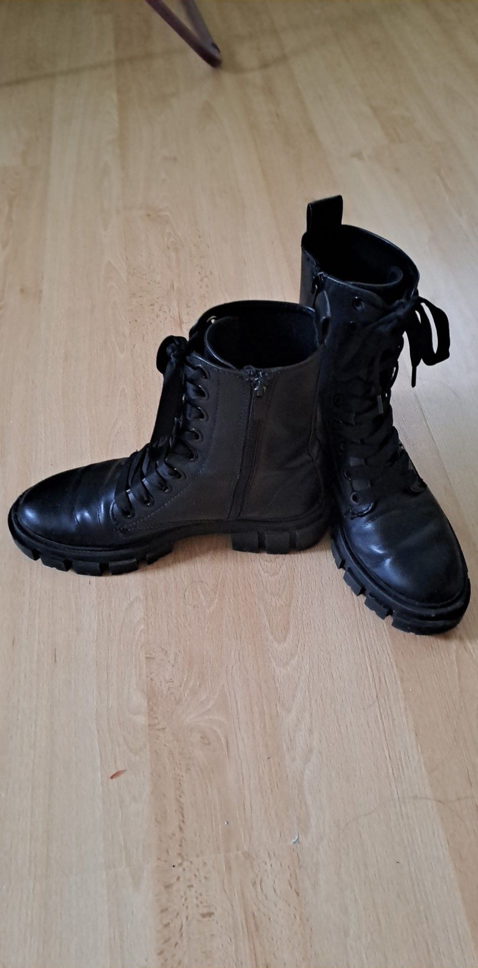 Buty na jesień firmy Stradivarius