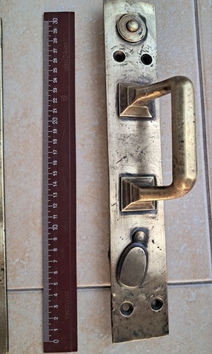 Старовинні латунні ручки