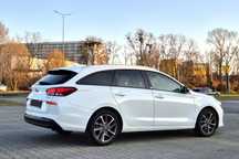 Najtańsza wypożyczalnia samochodów Wrocław Hyundai KIA ford od 99 pln