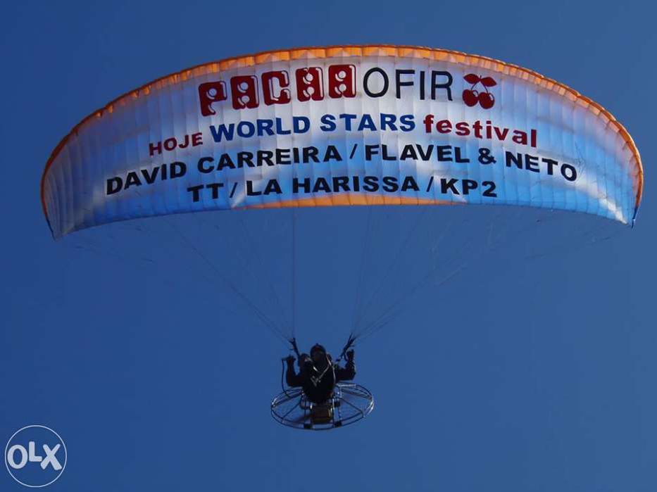 Publicidade aérea em paramotor, voos de baptismo paramotor.